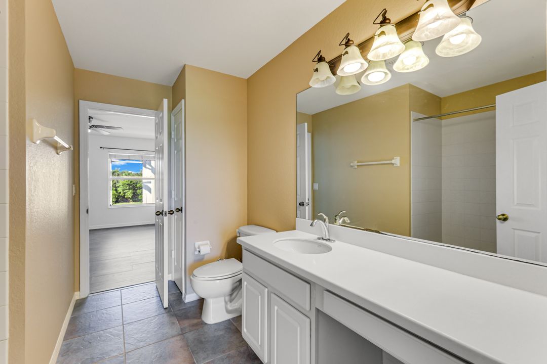 2210 Cape Heather Cir, Cape Coral, FL 33991