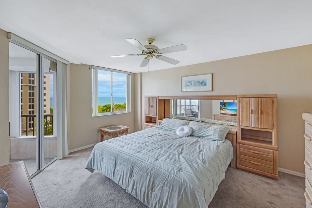 11118 Gulf Shore Dr #803, Naples, FL 34108