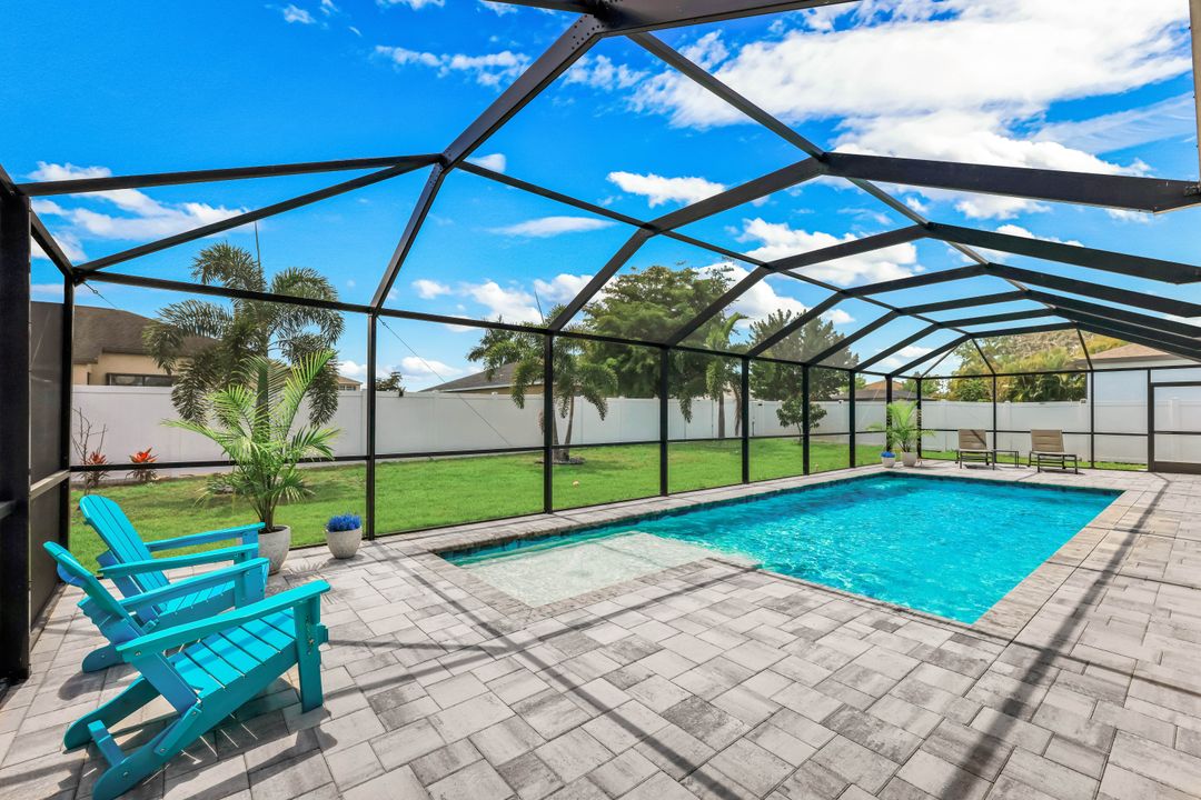 2118 SW 12th Terrace, Cape Coral, FL 33991