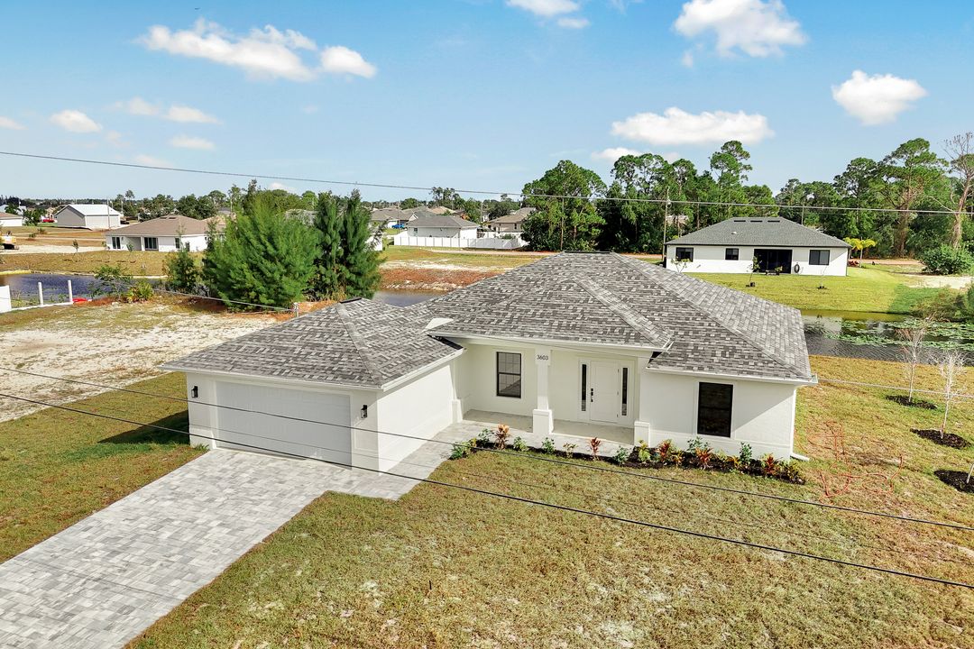 3603 NE 9th Ave, Cape Coral, FL 33909