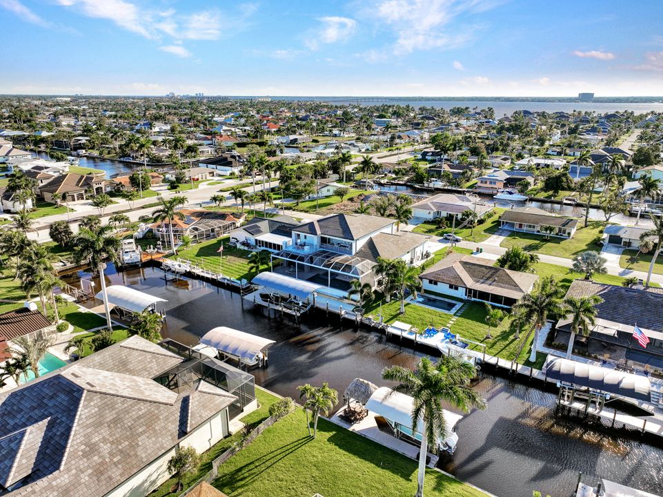 5610 De Soto Ct, Cape Coral, FL 33904