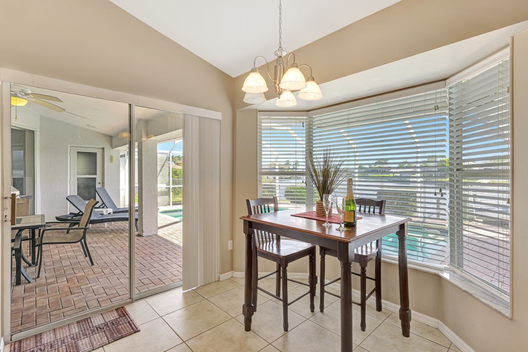 2137 SE 19th Ave, Cape Coral, FL 33990