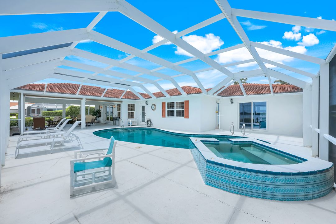 1268 Laurel Ct, Marco Island, FL 34145