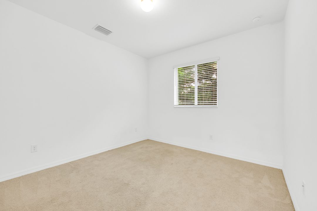 10171 Tin Maple Dr #95, Estero, FL 33928