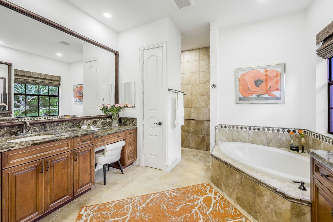 350 Gumbo Limbo Ln, Marco Island, FL 34145