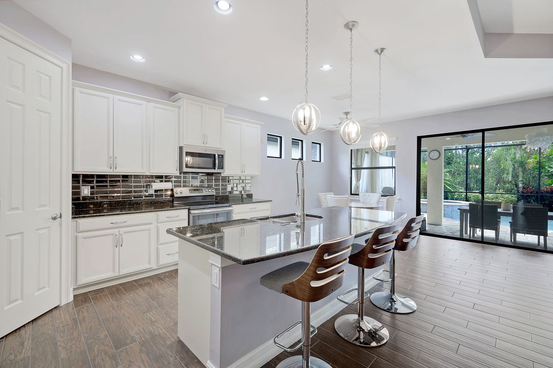 14374 Tuscany Pointe Trl, Naples, FL 34120