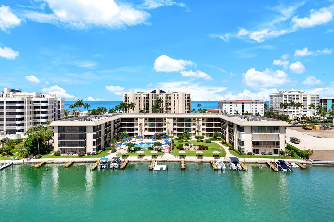 3200 Gulf Shore Blvd N #112, Naples, FL 34103