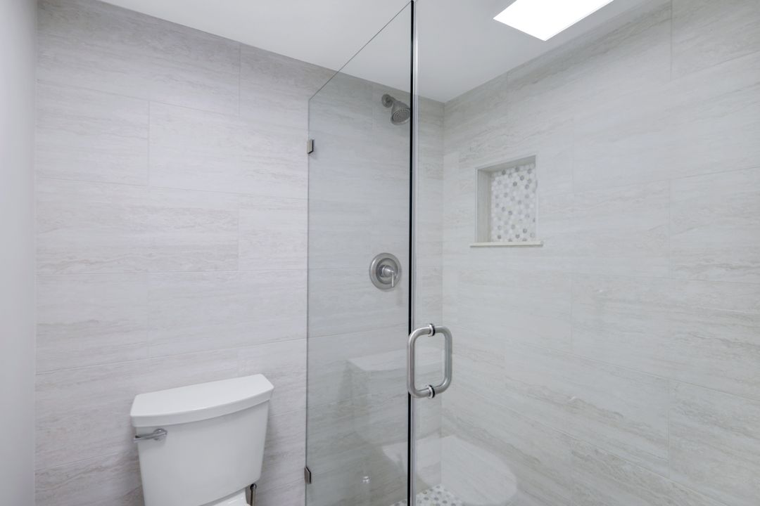 3200 Gulf Shore Blvd N  #115, Naples, FL 34103
