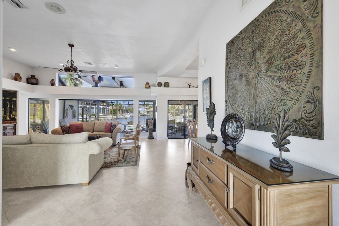 1874 Apataki Ct, Marco Island, FL 34145