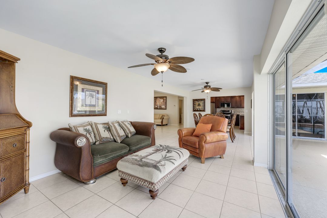 2513 Everest Pkwy, Cape Coral, FL 33904