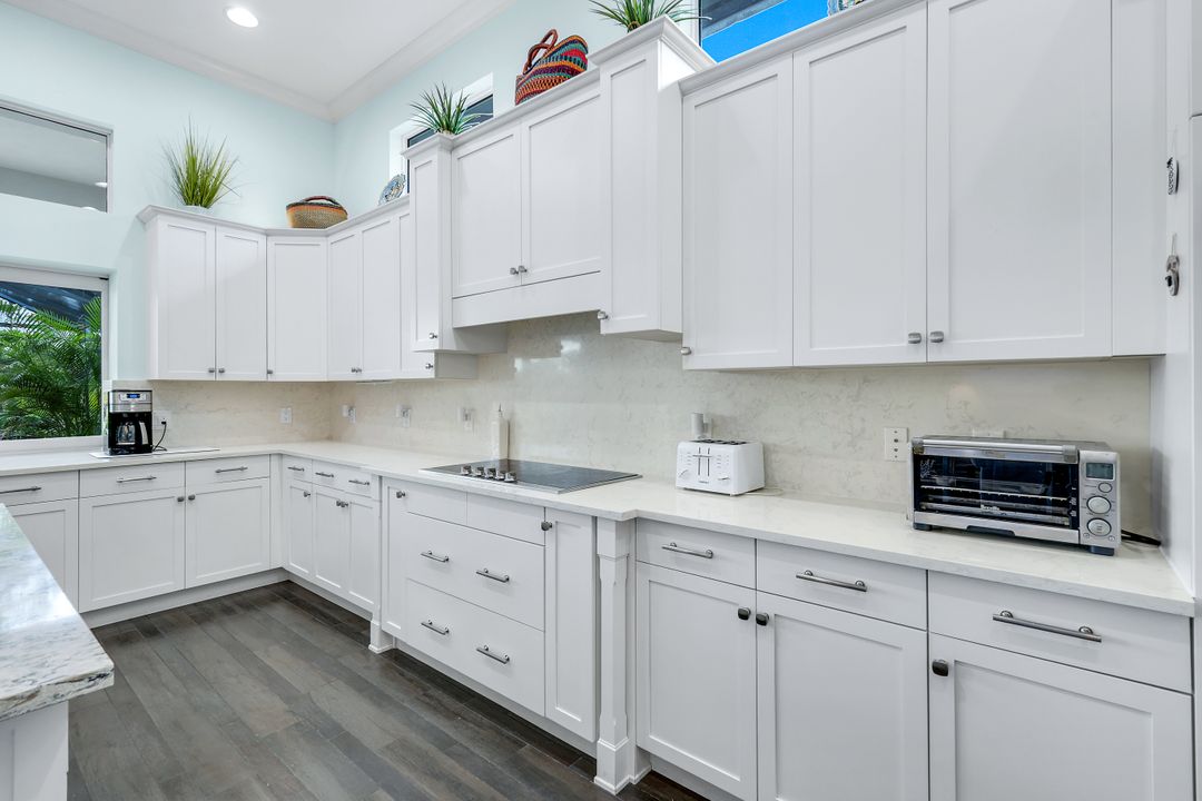 4964 Andros Dr, Naples, FL 34113