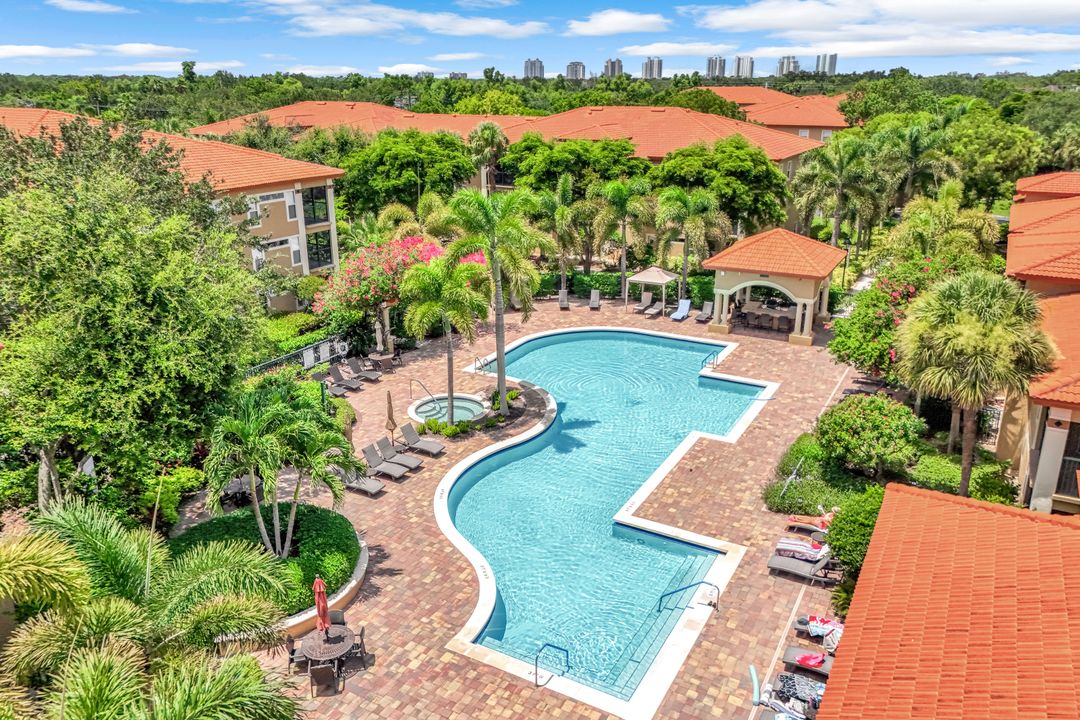 8851 Colonnades Ct W #126, Bonita Springs, FL 34135