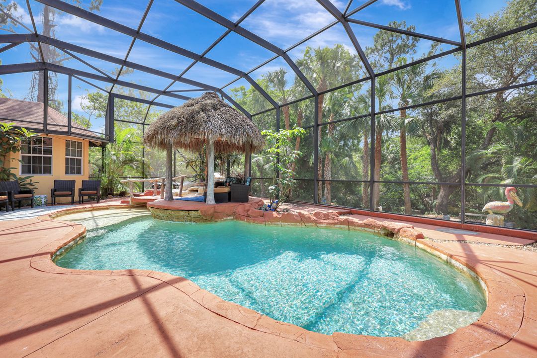 1904 Bethany Pl, Naples, FL 34109