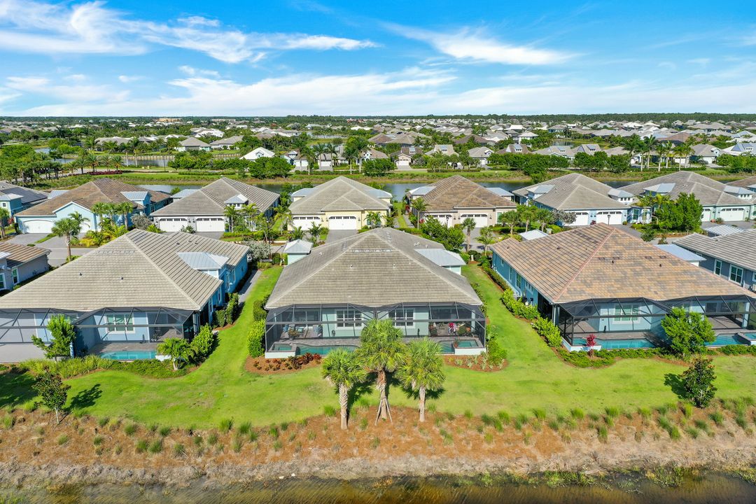 5879 Haiti Dr, Naples, FL 34112