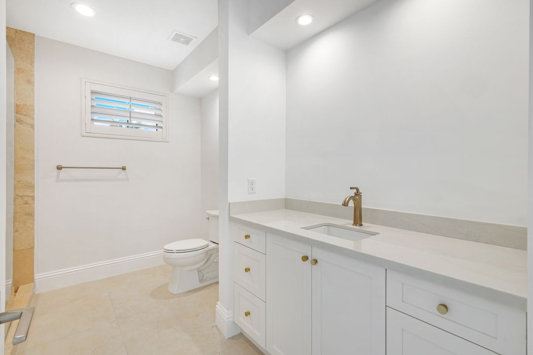 384 Mooring Line Dr, Naples, FL 34102
