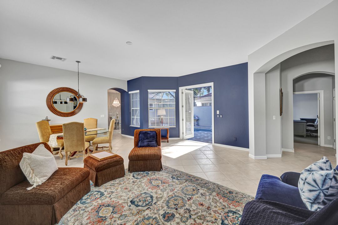 21981 Longleaf Trail Dr, Bonita Springs, FL 34135