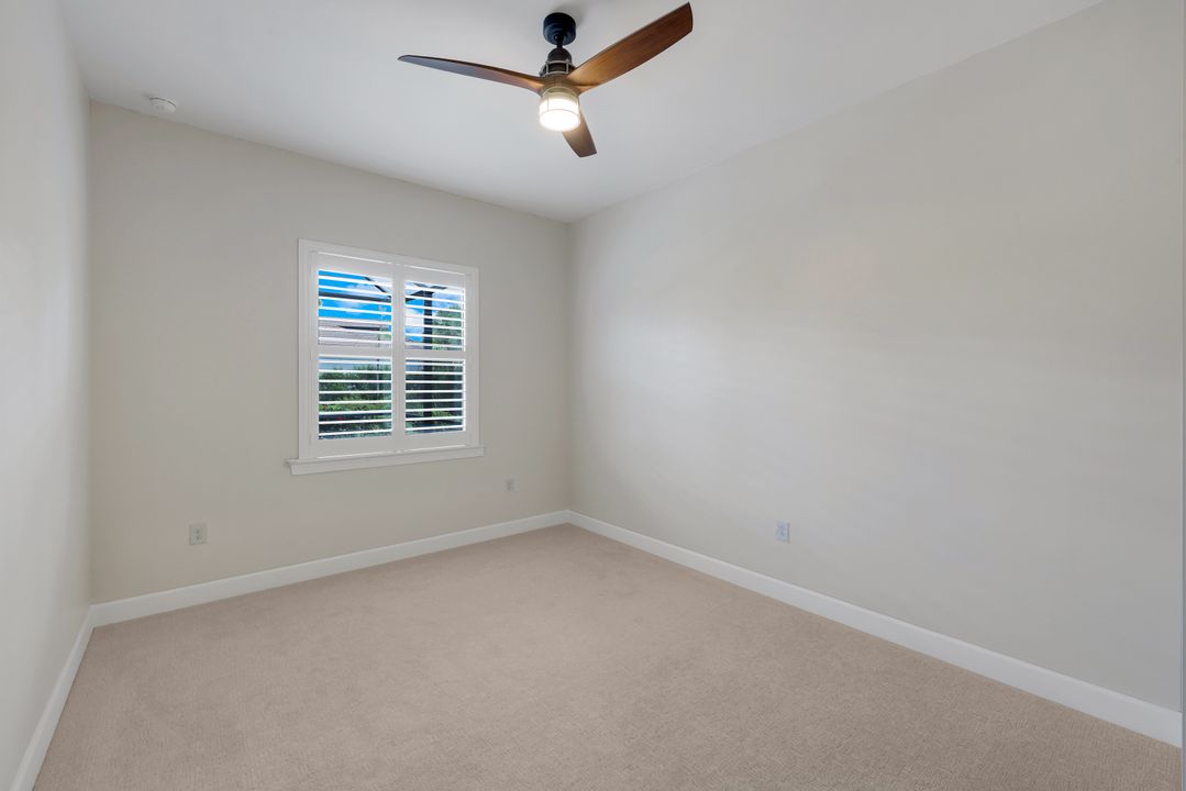 9151 Snowy Owl Wy, Naples, FL 34120