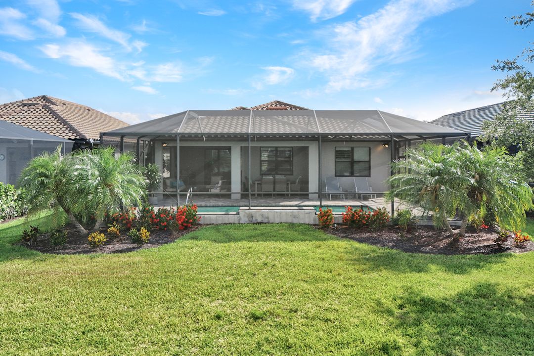 19572 Utopia Ln, Estero, FL 33913