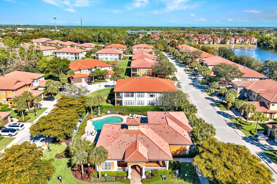 1338 Corso Palermo Ct #4, Naples, FL 34105