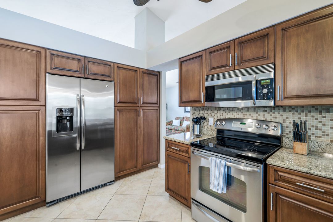 941 Ironwood Ct, Marco Island, FL 34145