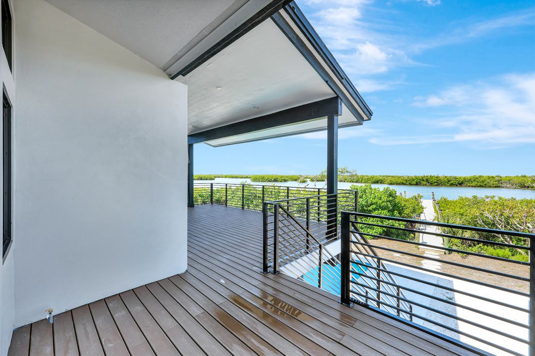 5435 Osprey Ct, Sanibel, FL 33957