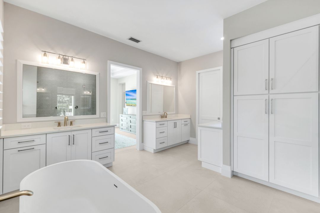 1085 Caxambas Dr, Marco Island, FL 34145