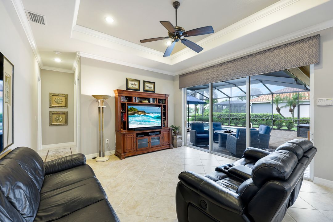 10026 Lions Bay Ct, Naples, FL 34120