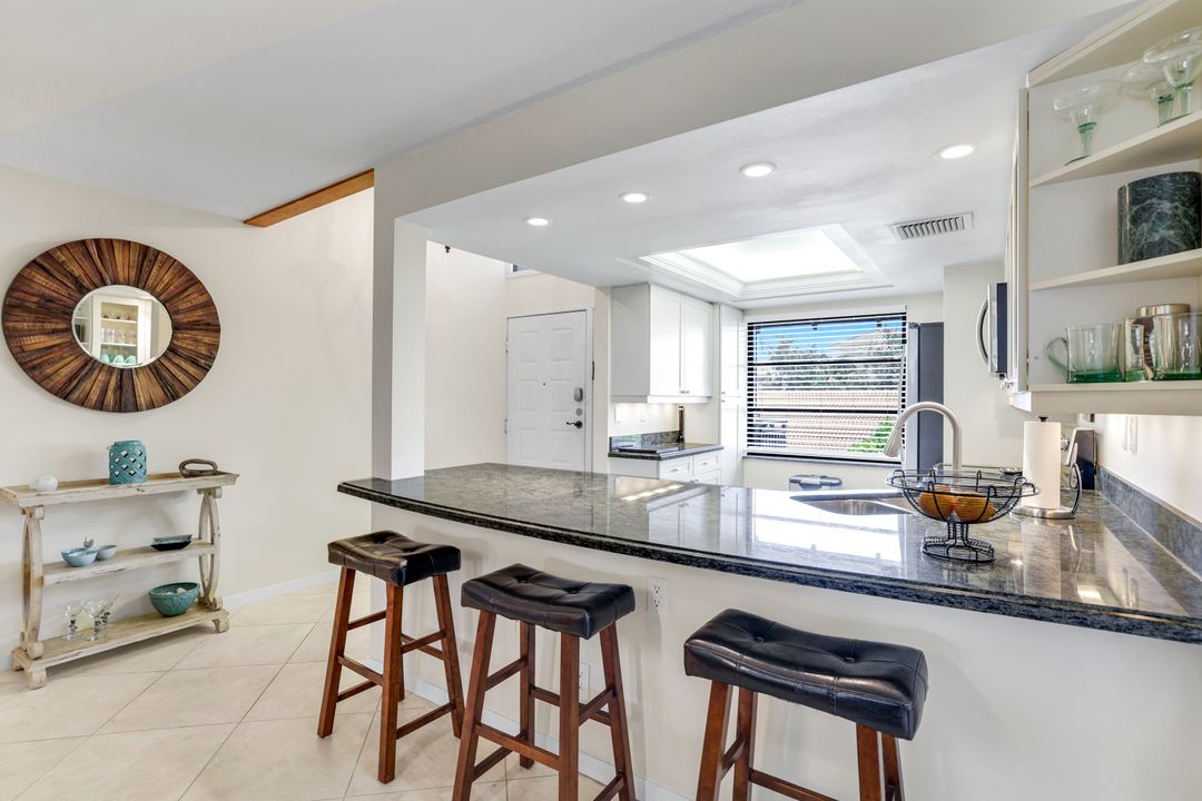 4092 Belair Ln #15, Naples, FL 34103