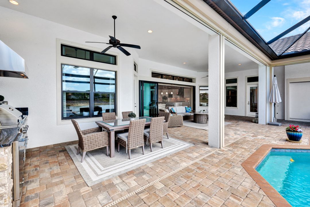 8675 Amour Ct, Naples, FL 34119