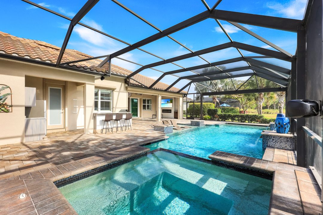 9180 Ores Cir, Naples, FL 34120