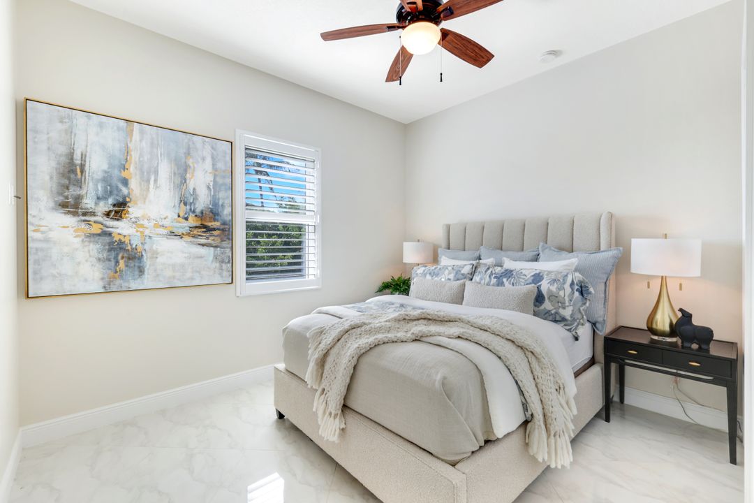 27080 Flamingo Dr, Bonita Springs, FL 34135