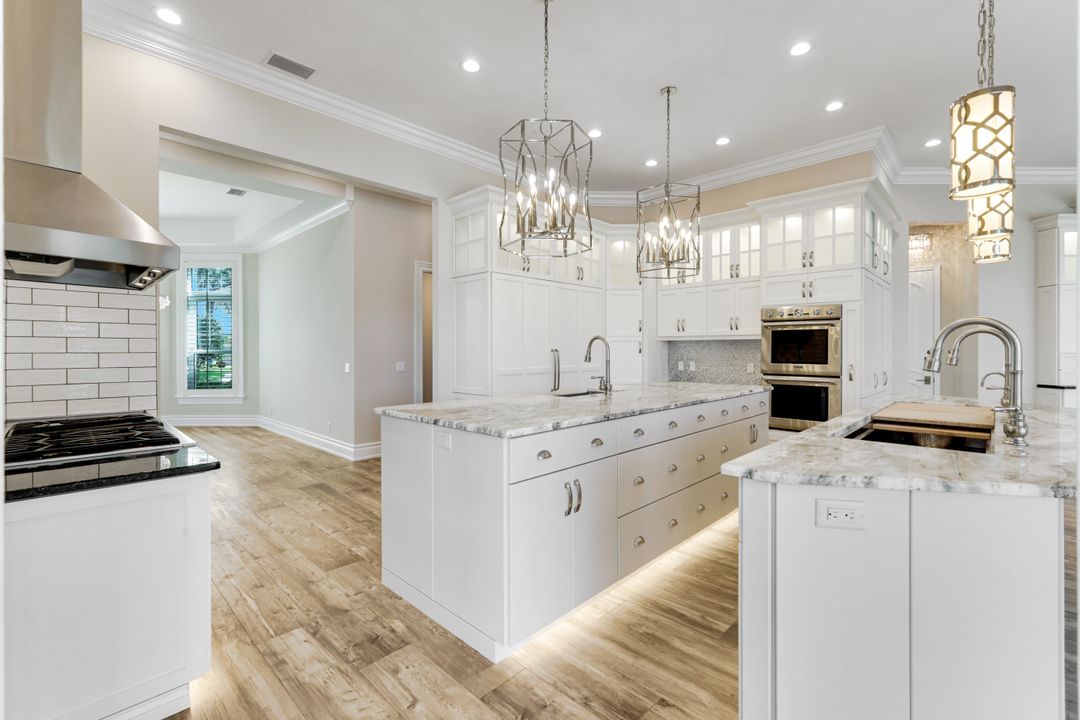 384 Mooring Line Dr, Naples, FL 34102