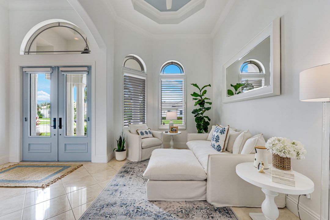 1148 Lamplighter Ct, Marco Island, FL 34145