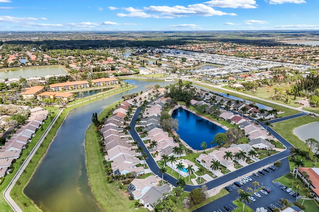 25202 Golf Lake Cir, Bonita Springs, FL 34135