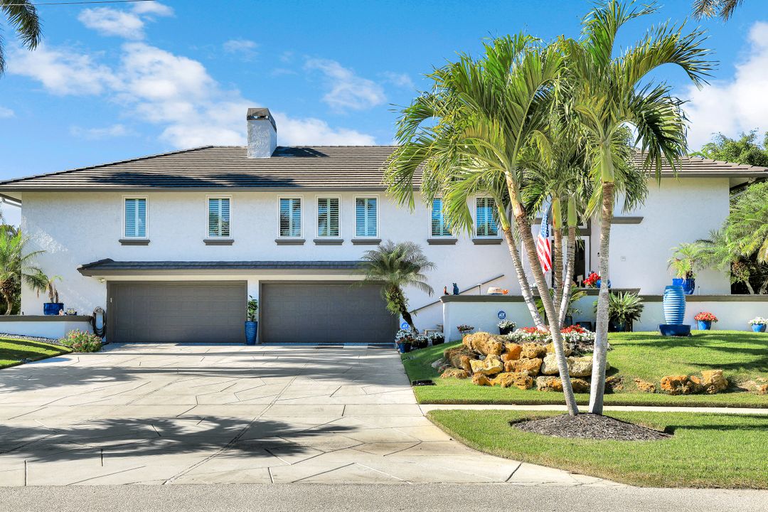 610 Partridge Ct, Marco Island, FL 34145