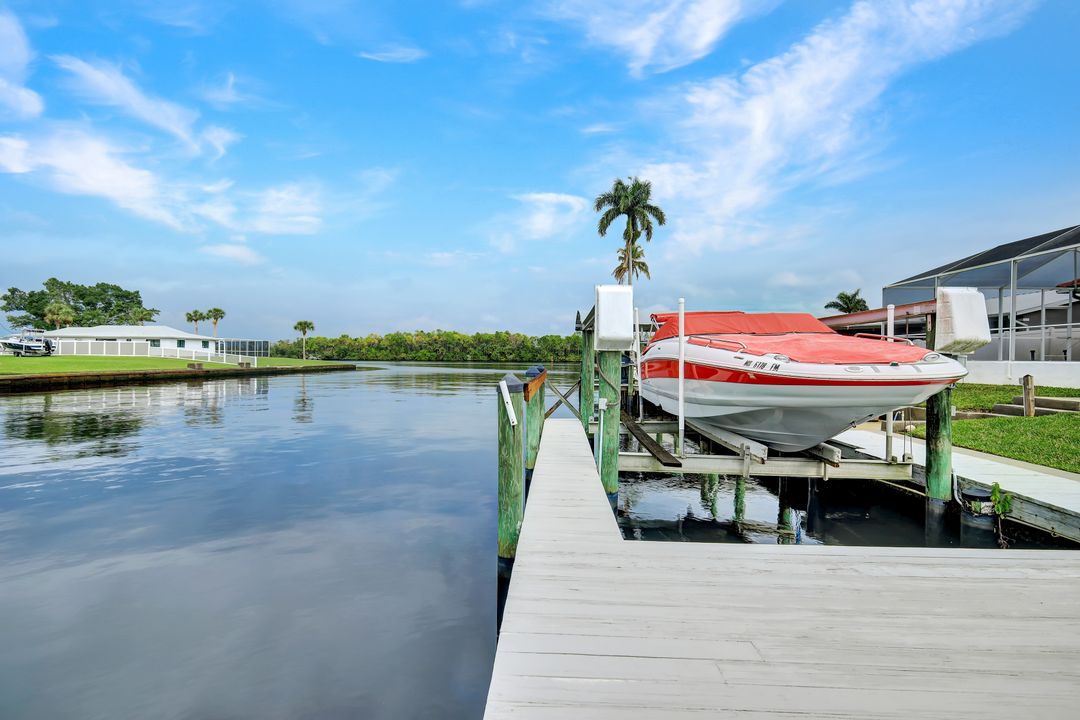 2197 Havana Ave, Fort Myers, FL 33905