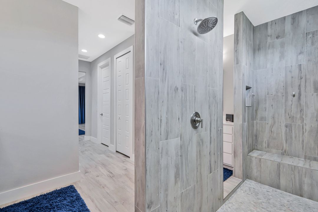 718 NW 36th Ave, Cape Coral, FL 33993