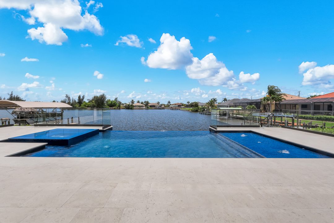 432 Burnt Store Rd S, Cape Coral, FL 33991