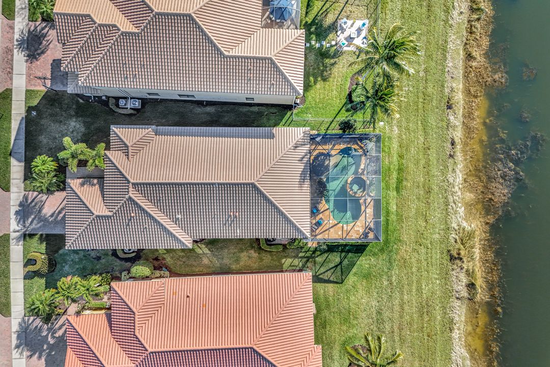 3706 Pleasant Springs Dr, Naples, FL 34119