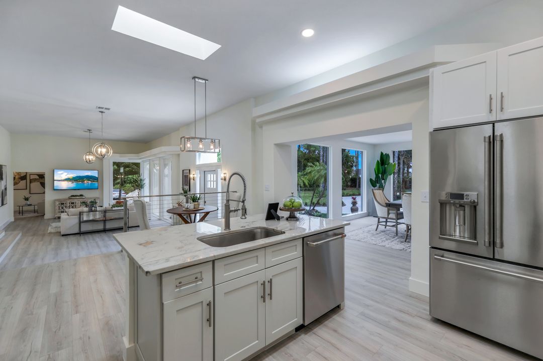 2861 Santa Barbara Blvd, Naples, FL 34116