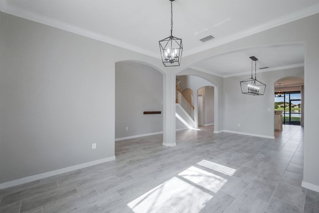 14453 Vindel Cir, Fort Myers, FL 33905