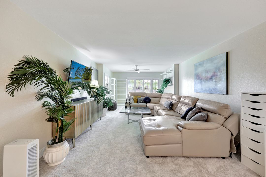 2264 Winkler Ave #204, Fort Myers, FL 33901