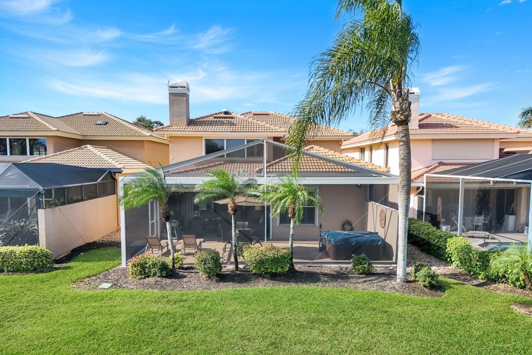 11426 Quail Village Way, Naples, FL 34119