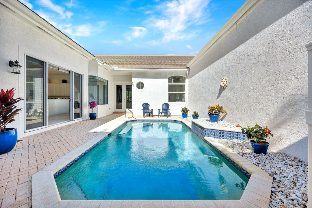 25411 Alicante Dr, Bonita Springs, FL 34134