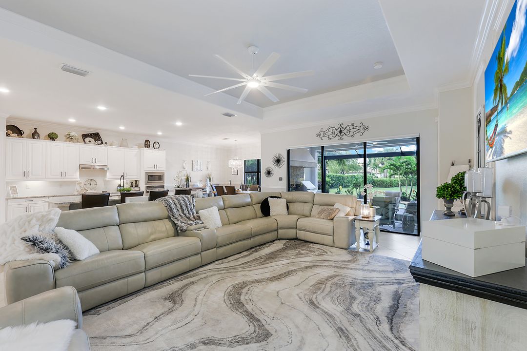 28122 Kerry Ct, Bonita Springs, FL 34135