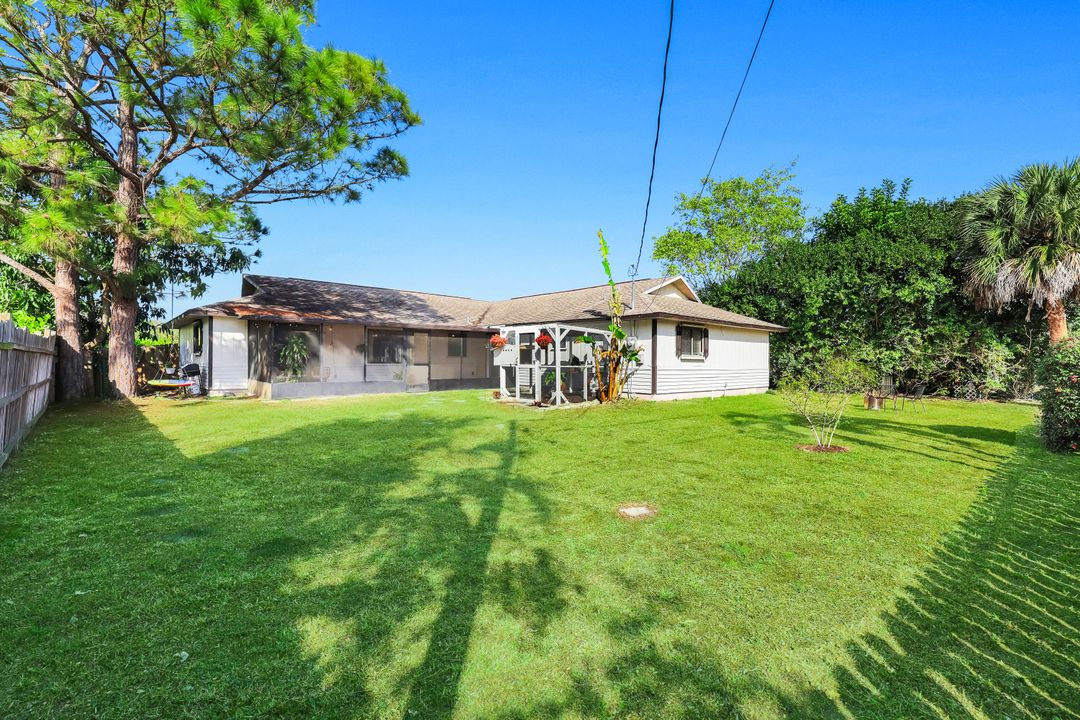 27983 Temple Terrace Dr, Bonita Springs, FL 34135