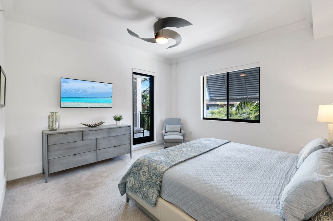 1035 3rd Ave S #305, Naples, FL 34102