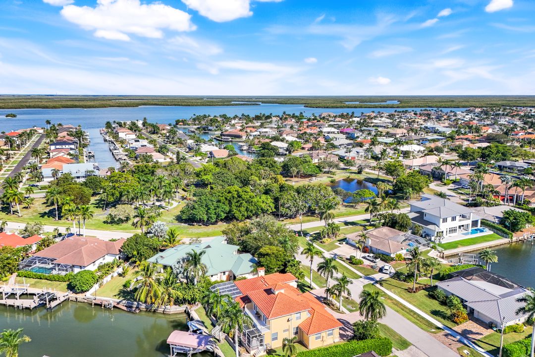 309 Rookery Ct, Marco Island, FL 34145