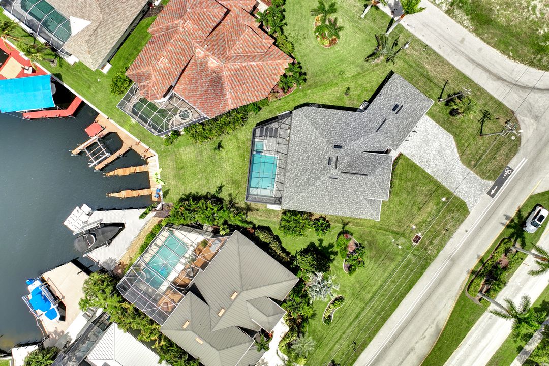 1617 El Dorado Pkwy W, Cape Coral, FL 33914