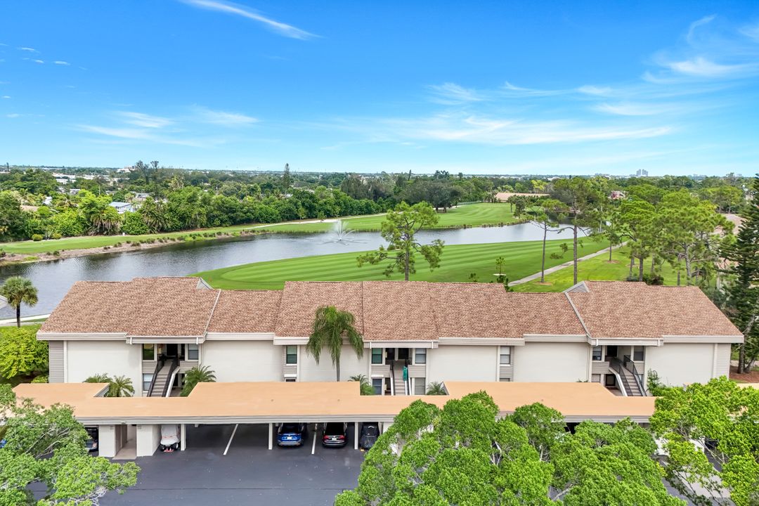 5585 Trailwinds Dr #326, Fort Myers, FL 33907